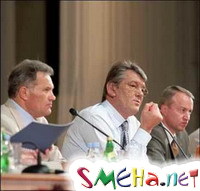 Ющенко кардинально меняет свое окружение