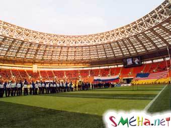 К финалу Лиги чемпионов "Лужники" засеют травой