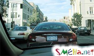 Австралиец проехал 550 километров задним ходом